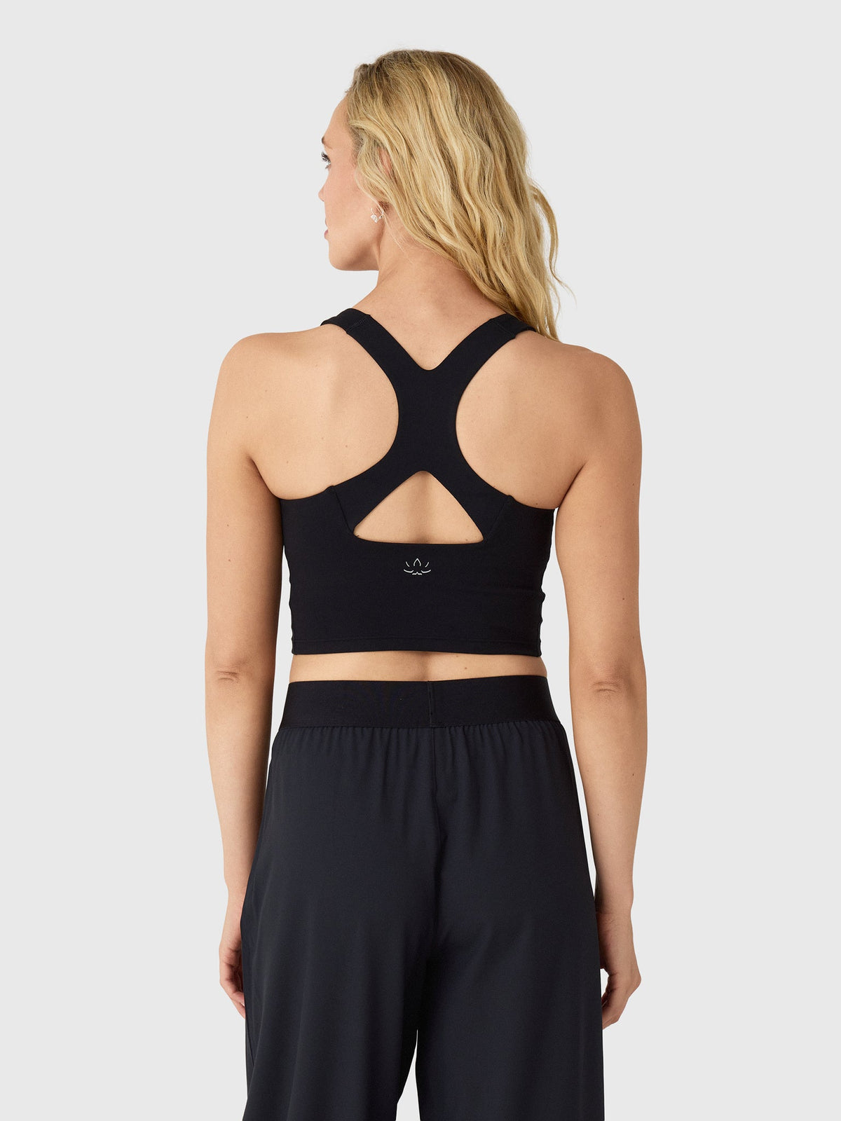 Beyond Yoga Women's Glowzone Medium Impact Cropped Tank