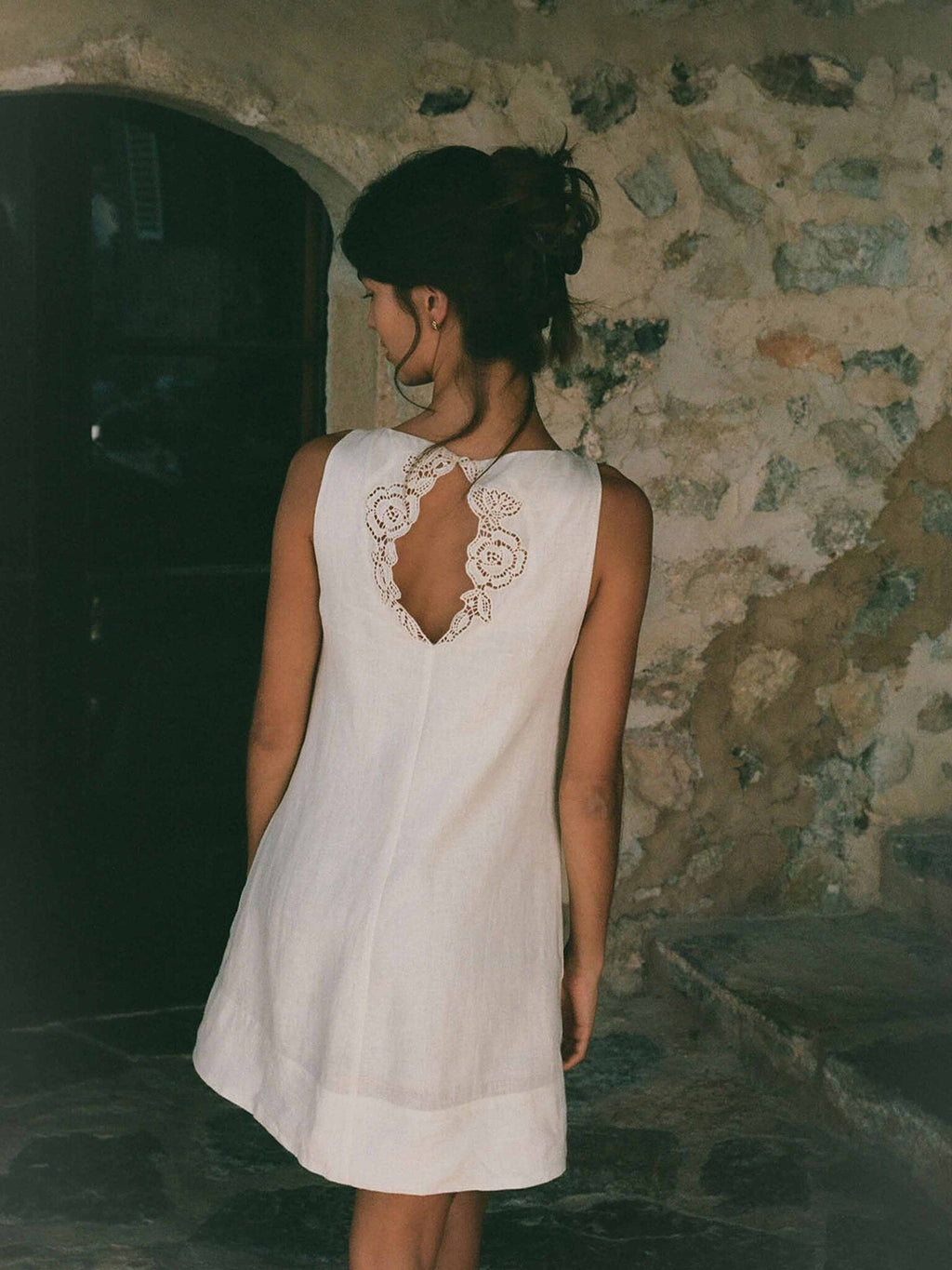 Peony Women's Embroidered Keyhole Mini Dress
