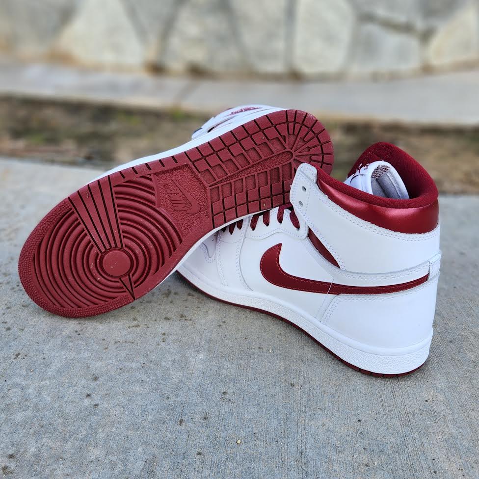AIR JORDAN 1 HI 85 "METALLIC RED" (EXTREMELY DAMAGED BOX/SHOES DIRTY)