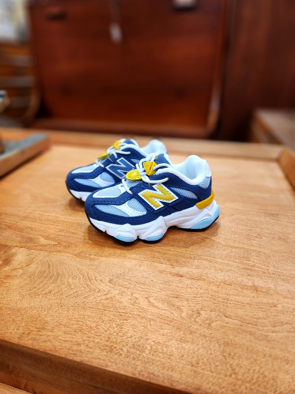 NEW BALANCE 9060 TD