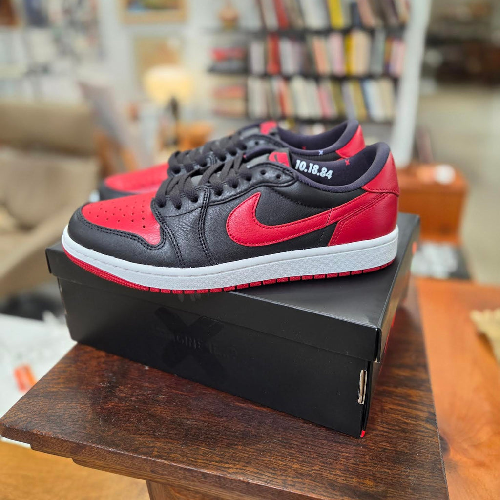 AIR JORDAN 1 RETRO LOW OG 'BANNED'