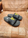 NIKE KOBE OFFCOURT SLIDE