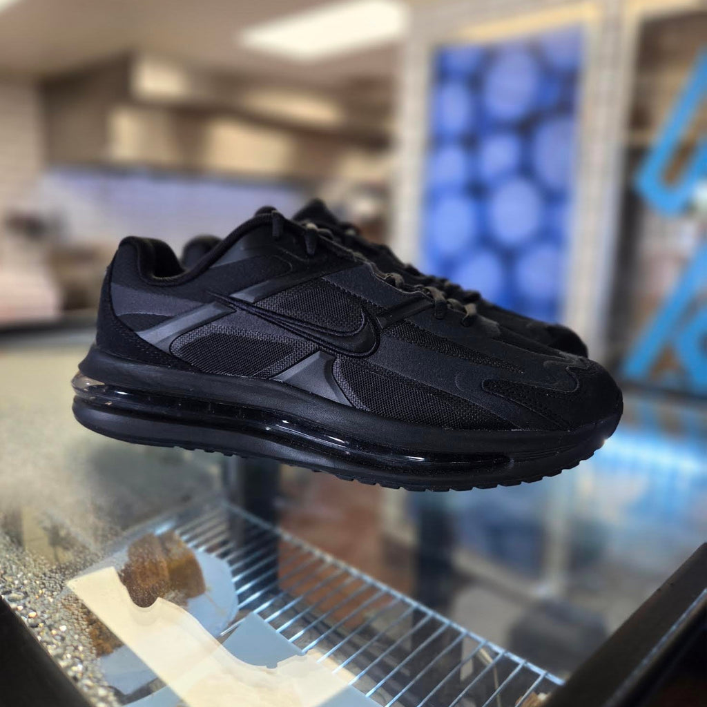 Nike Air Max Metro "Black"