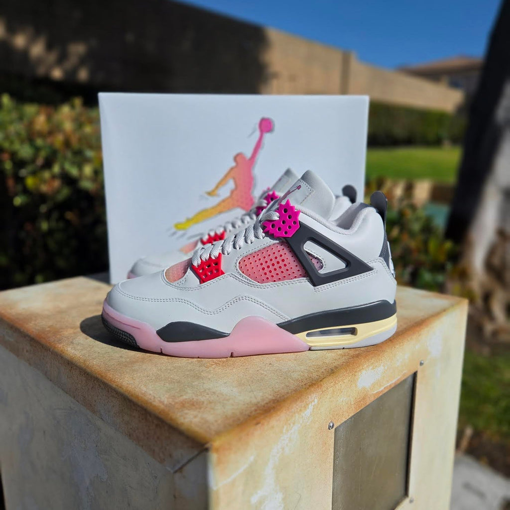 AIR JORDAN 4 RETRO 'COMIC'