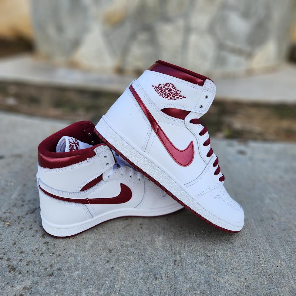 AIR JORDAN 1 HI 85 "METALLIC RED" (EXTREMELY DAMAGED BOX/SHOES DIRTY)