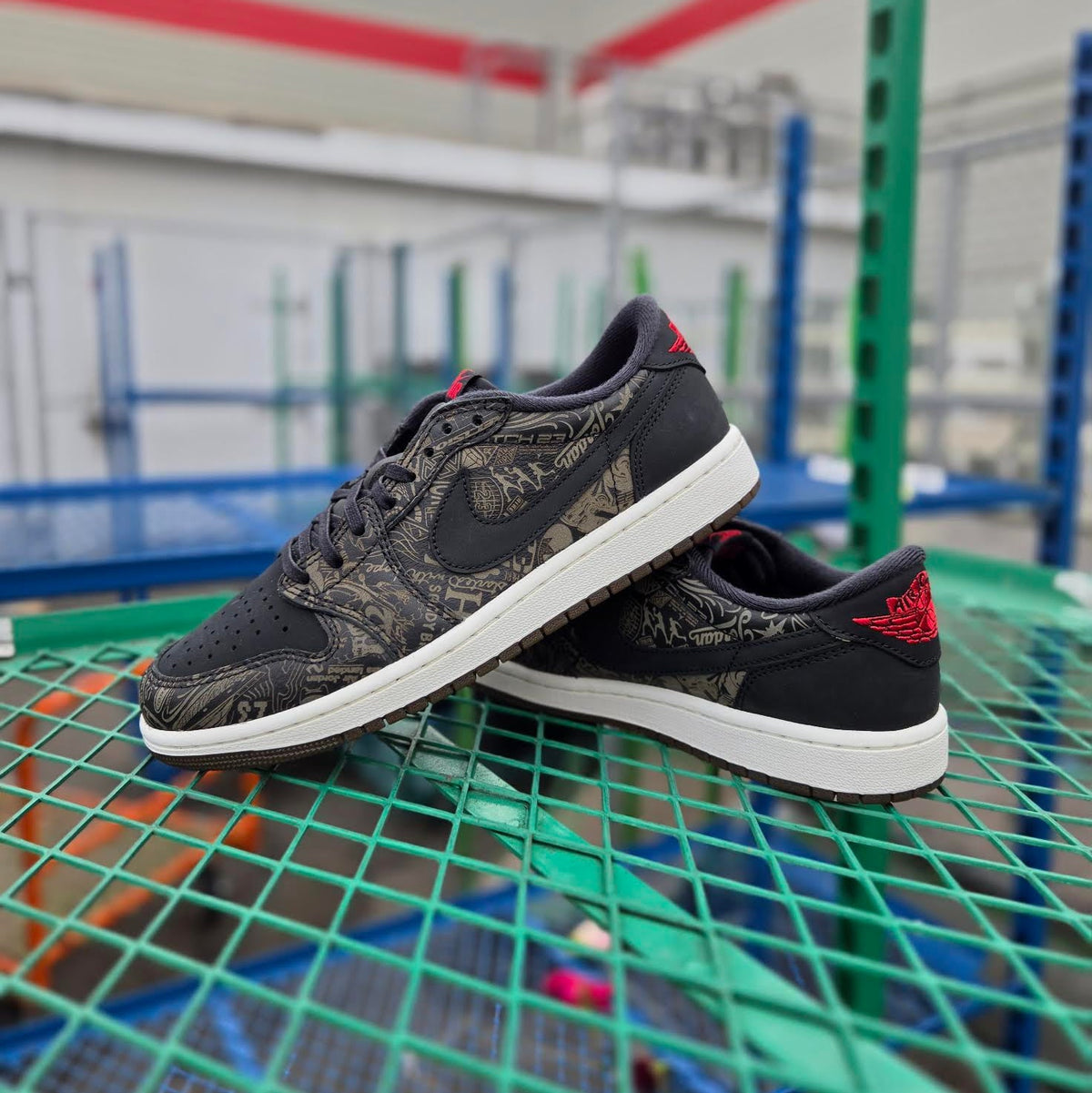 AIR JORDAN 1 RETRO LOW OG LS 'SABOTAGE'