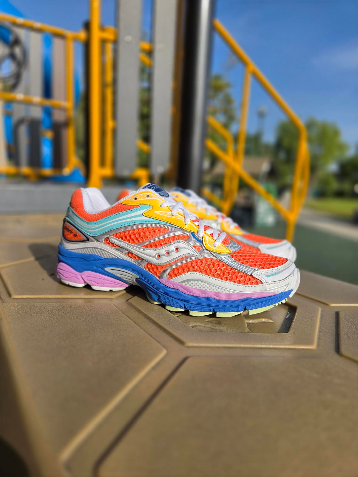SAUCONY PROGRID OMNI 9 PRM 'EASTER'