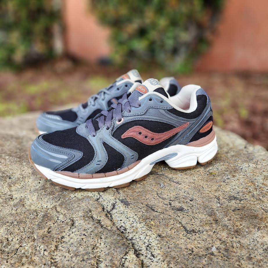 SAUCONY PROGRID TRIUMPH 4