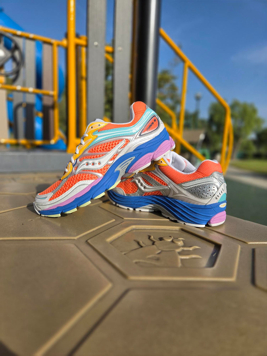 SAUCONY PROGRID OMNI 9 PRM 'EASTER'