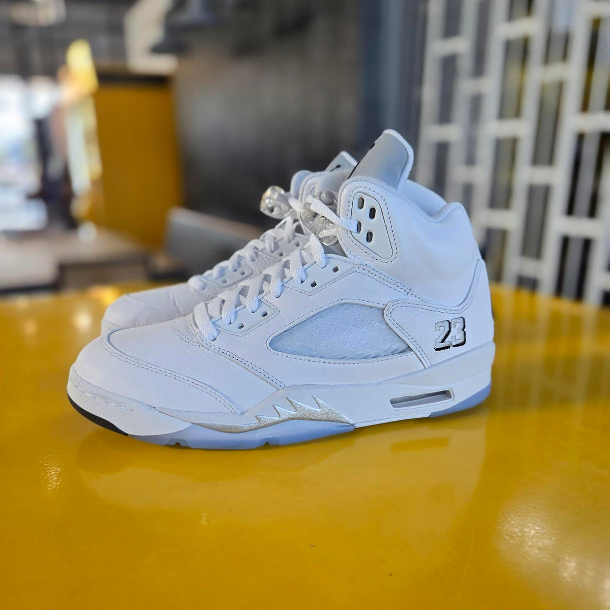 AIR JORDAN 5 RETRO OG 'WHITE METALLIC'