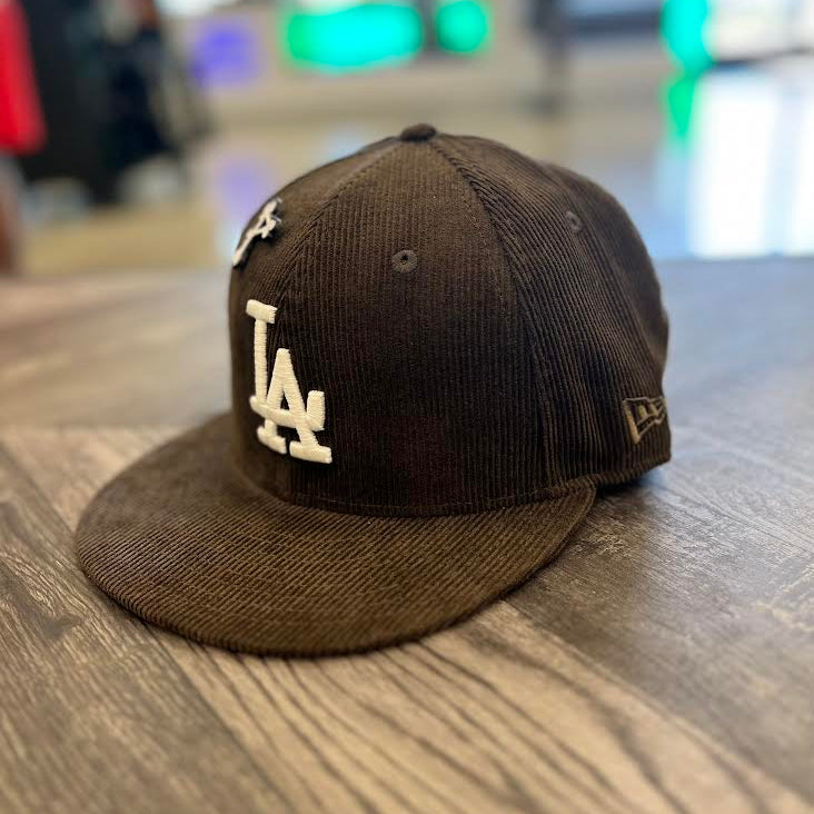 5950 LOS DODGERS WALNUT CORDUROY GLOW