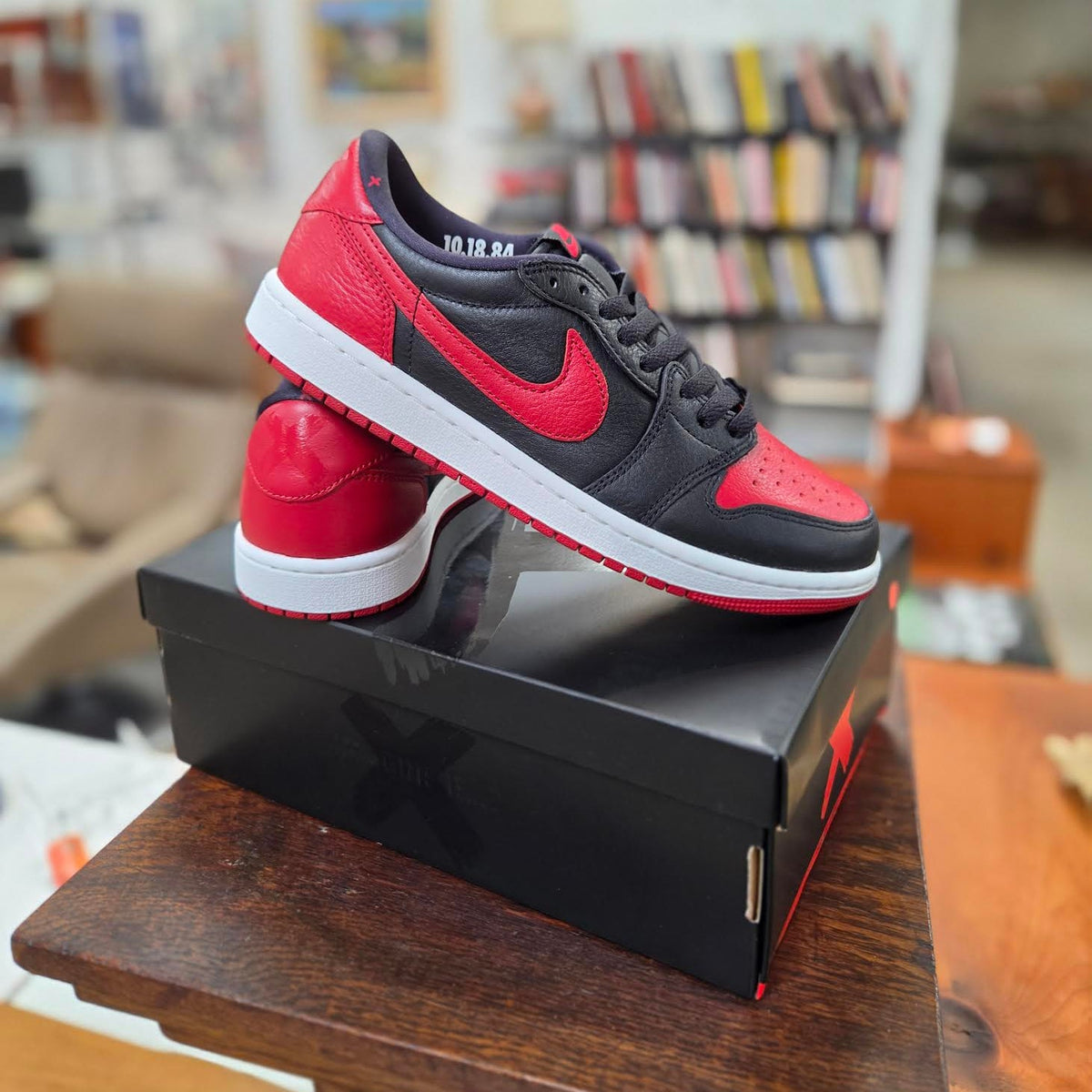 AIR JORDAN 1 RETRO LOW OG 'BANNED'