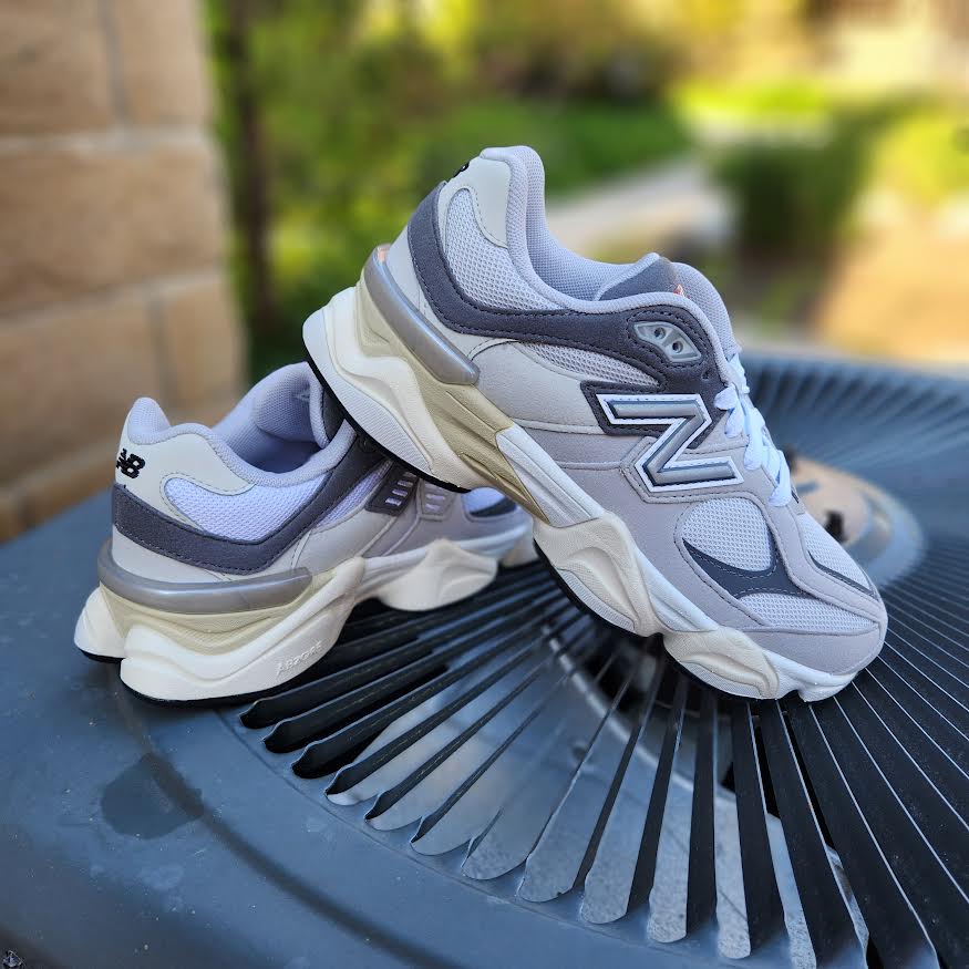 NEW BALANCE GS 9060GY