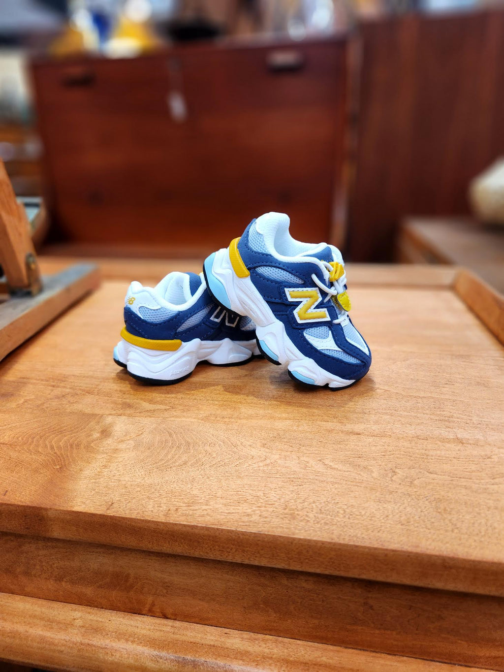 NEW BALANCE 9060 TD