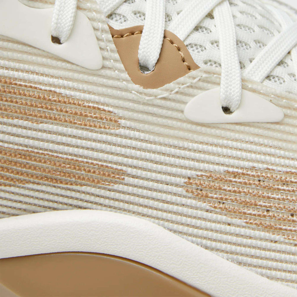 Engine A 26 Basketball Shoes