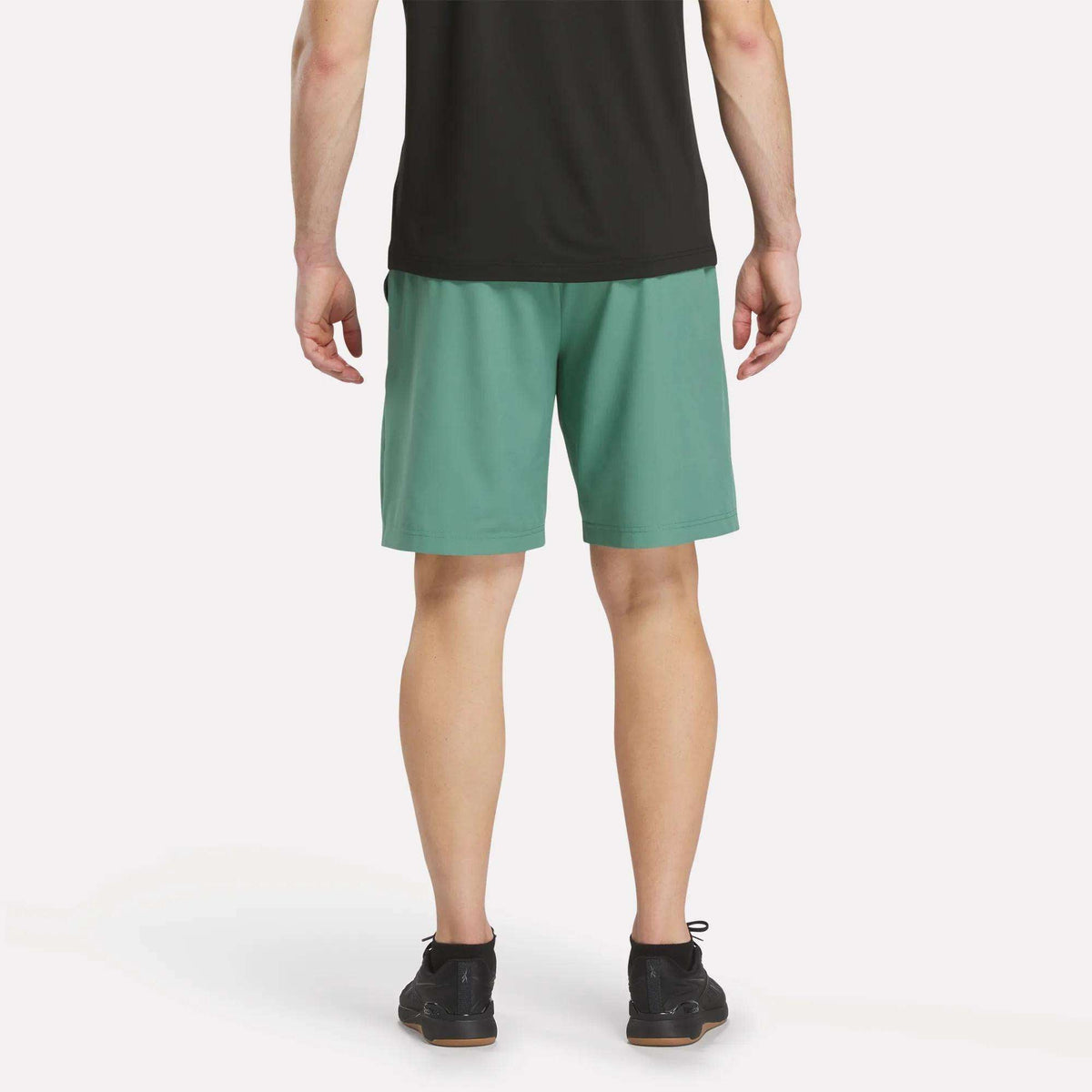 Men's Range Woven Shorts 9"