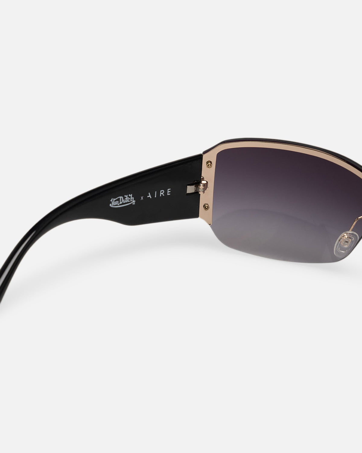 Aire X Von Dutch Tabloid Sunglasses Black/Gold