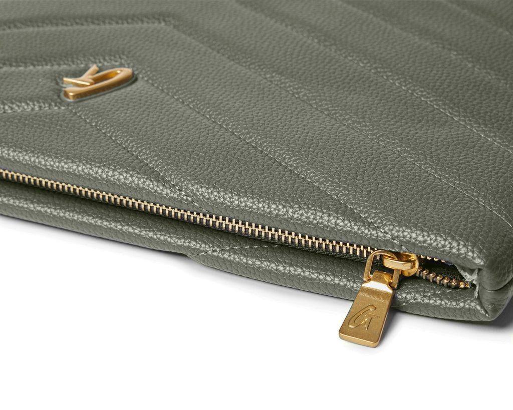 PEBBLE LAPTOP SLEEVE - OLIVE GREEN