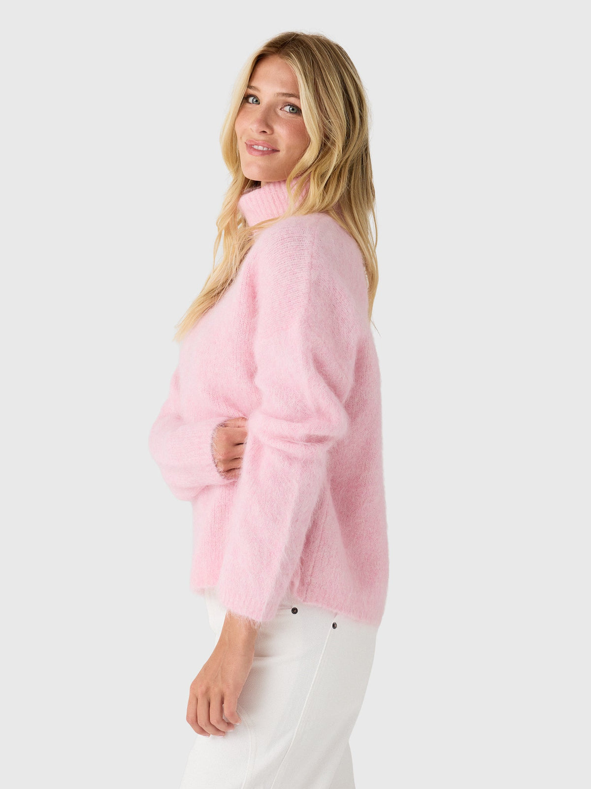 CLEA Women's Milo Fluffy Knit Sweater