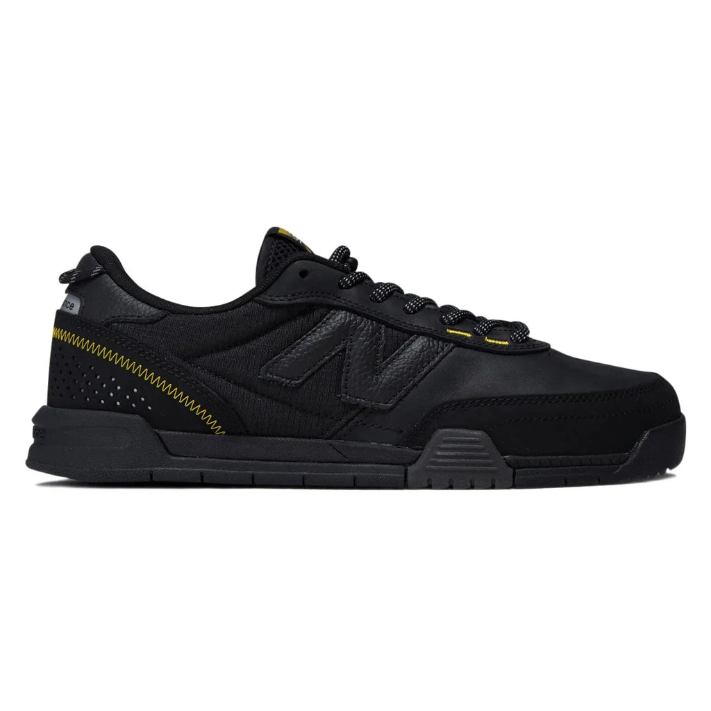 New Balance Numeric 440Wv2 Wide Fit (Black/Yellow)