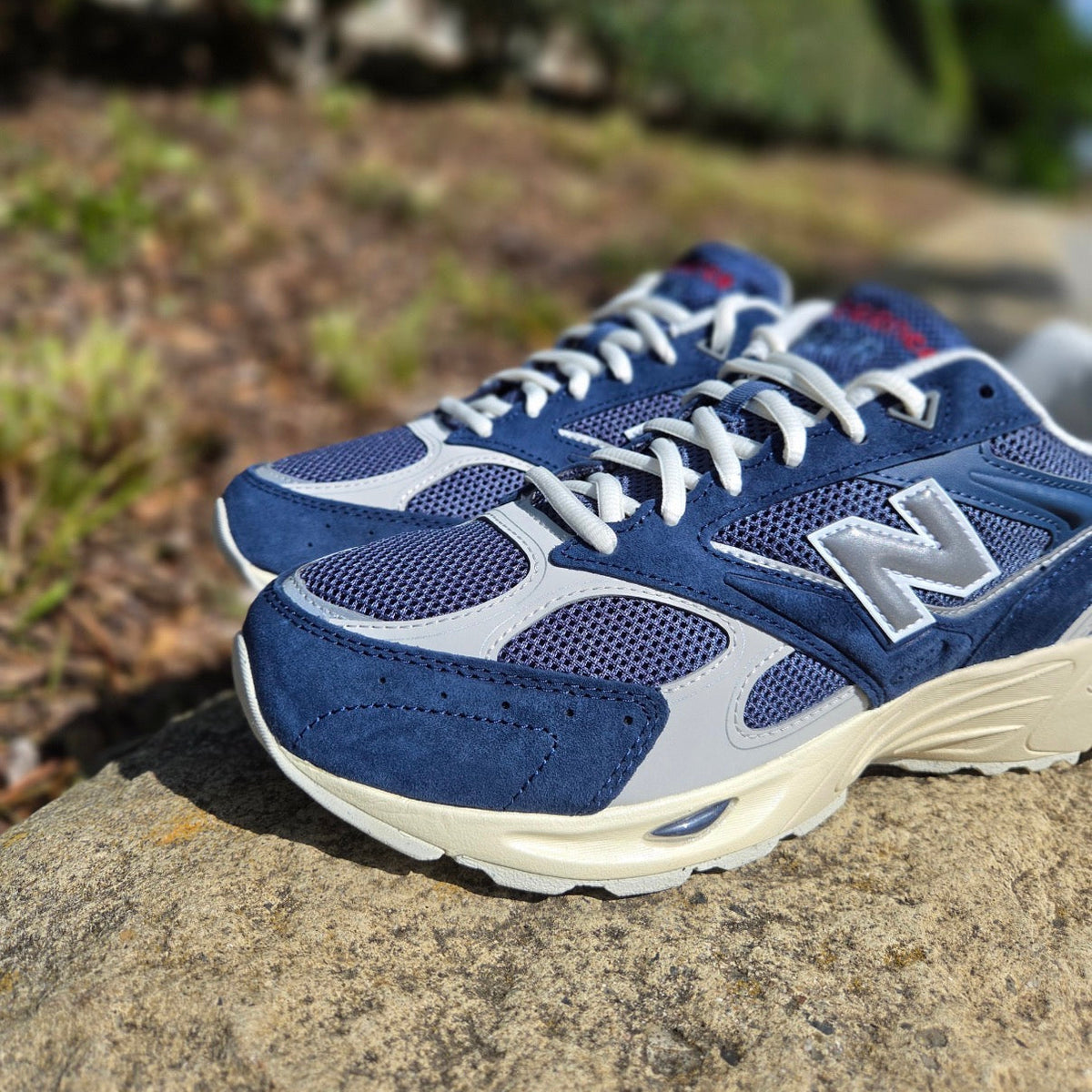 NEW BALANCE 880R 'Navy Vintage Indigo'