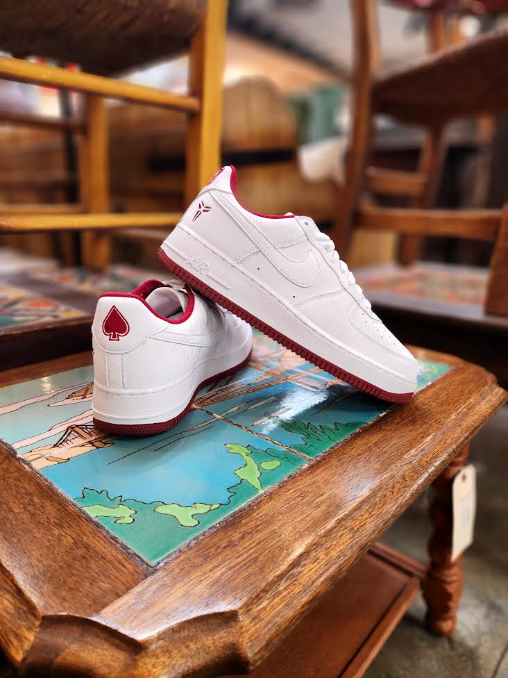 NIKE KOBE AIR FORCE 1 LOW HOME 'LOWER MERION ACES'