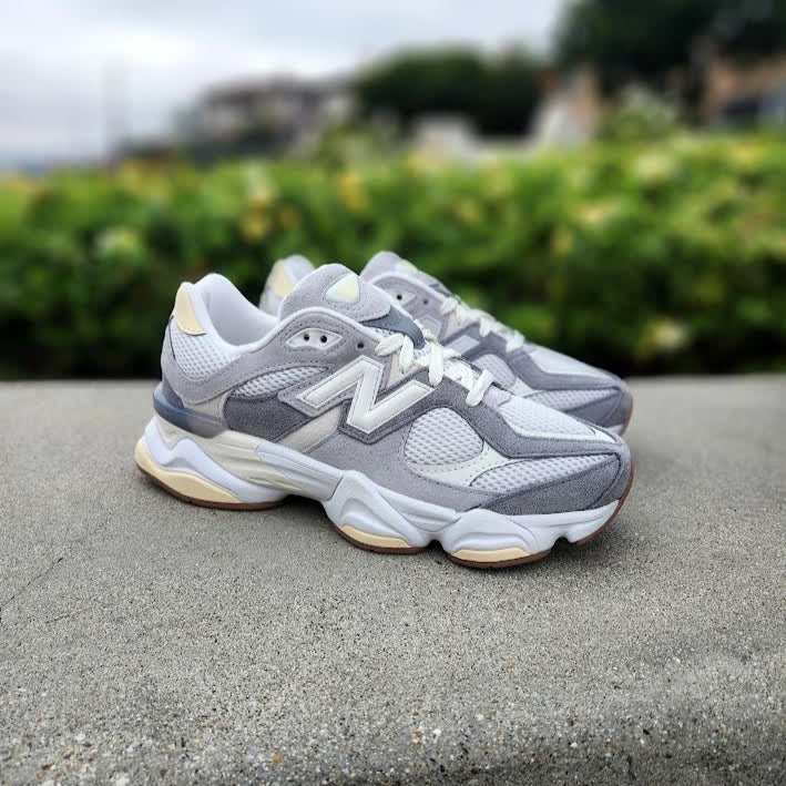 NEW BALANCE 9060
