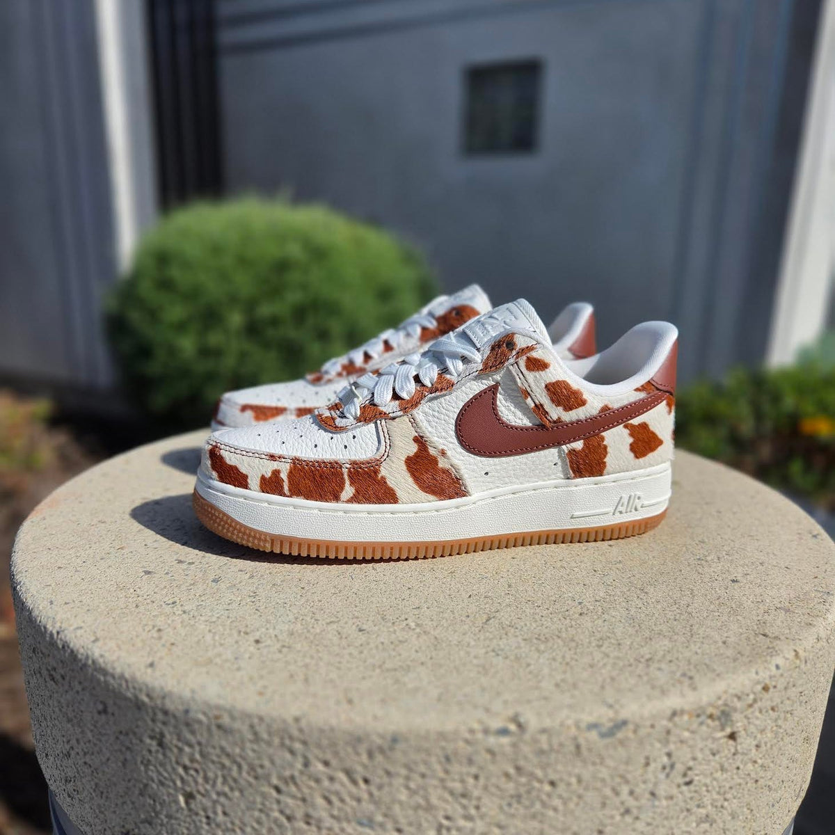 W NIKE AIR FORCE 1 '07 'MOO MOO'