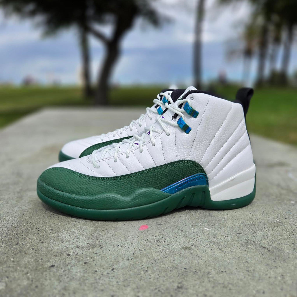 AIR JORDAN 12 RETRO "BUCKS"