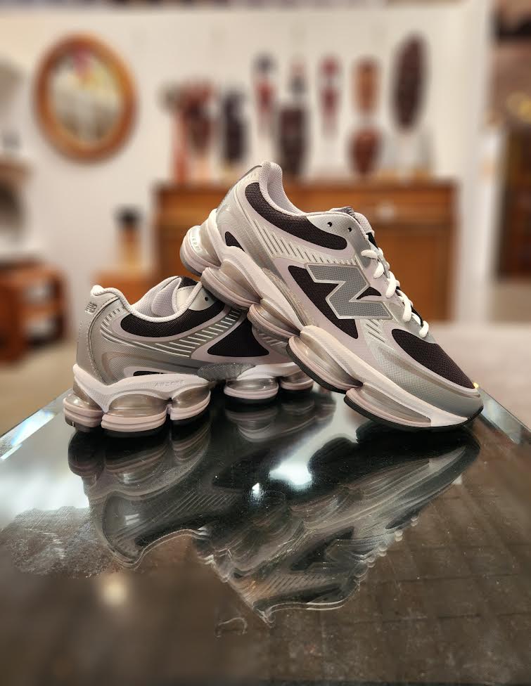 NEW BALANCE ABZORB 2000