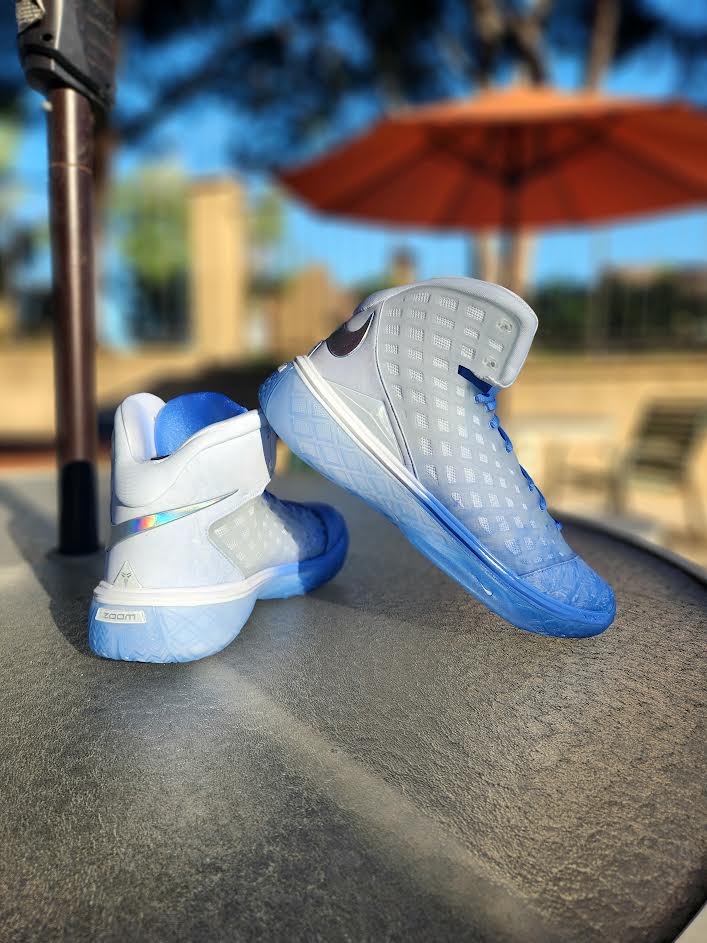 Kobe III Protro 'Christmas'