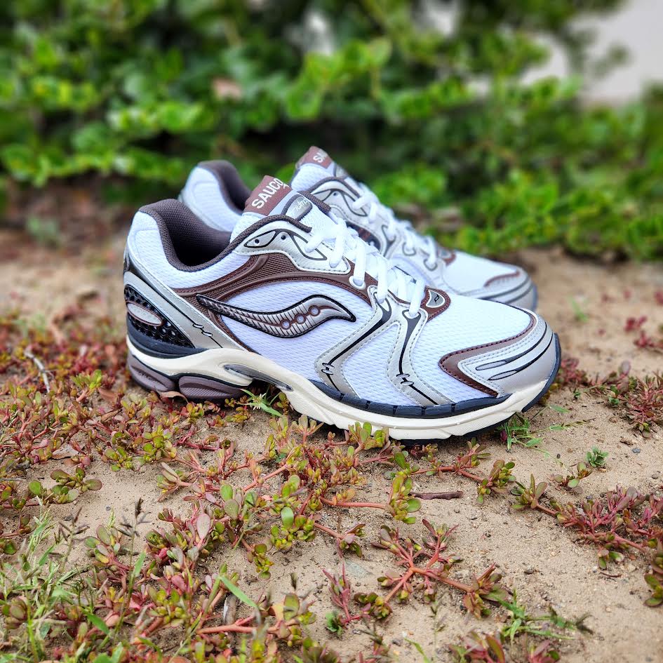 SAUCONY PROGRID TRIUMPH 4 SILVER CHROME