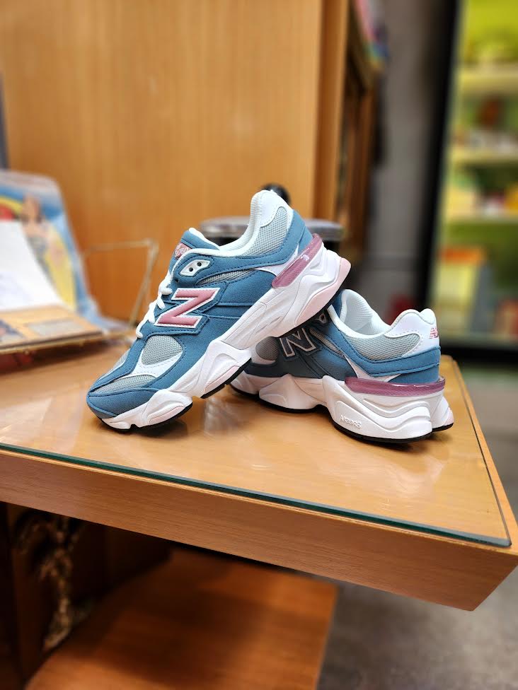 NEW BALANCE 9060 GS
