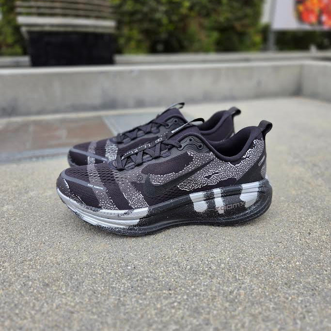 NIKE VOMERO 18 DSRPT PRM QS 'MARBLE'