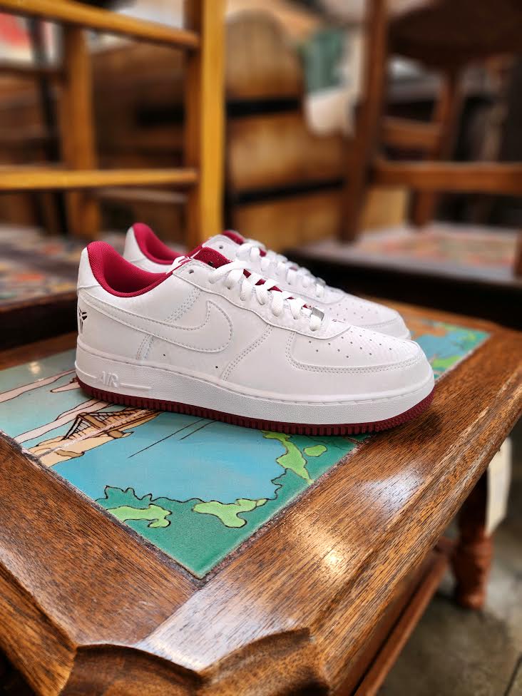 NIKE KOBE AIR FORCE 1 LOW HOME 'LOWER MERION ACES'