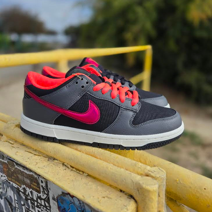 NIKE KOBE DUNK LOW PROTRO 'VENOM'
