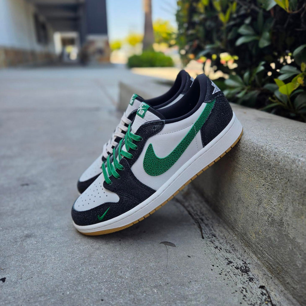 AIR JORDAN 1 RETRO LOW OG PHANTOM AND PINE GREEN