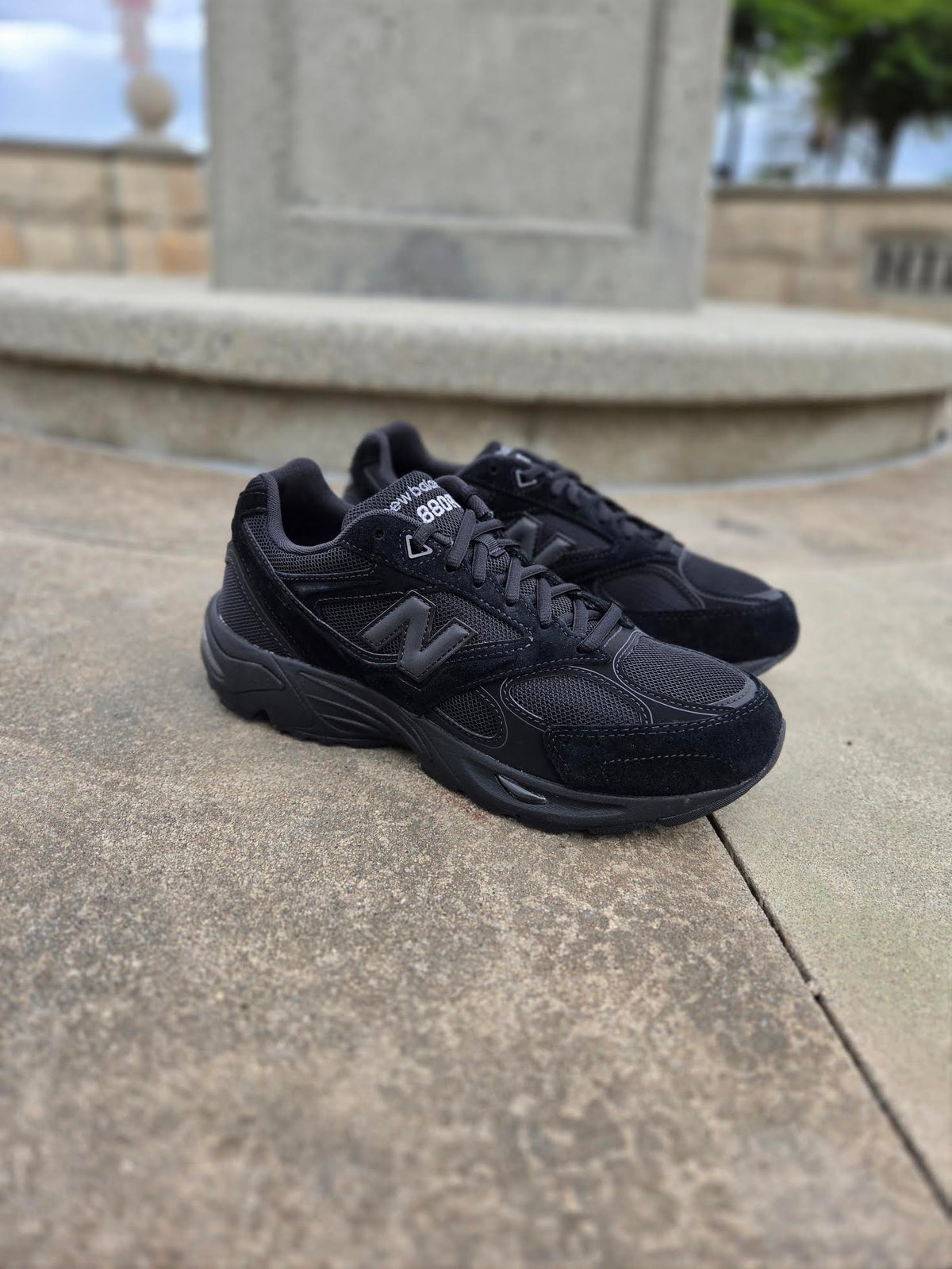 NEW BALANCE 880R