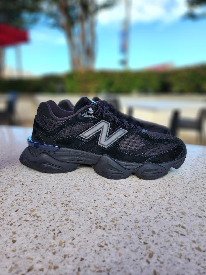 NEW BALANCE 9060 'BLACK CAT'