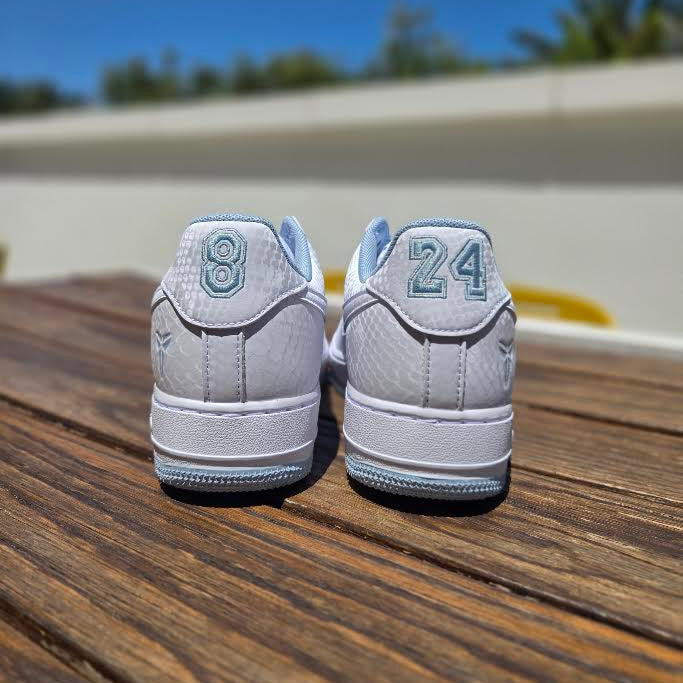 NIKE KOBE AIR FORCE 1 LOW 'UNC'