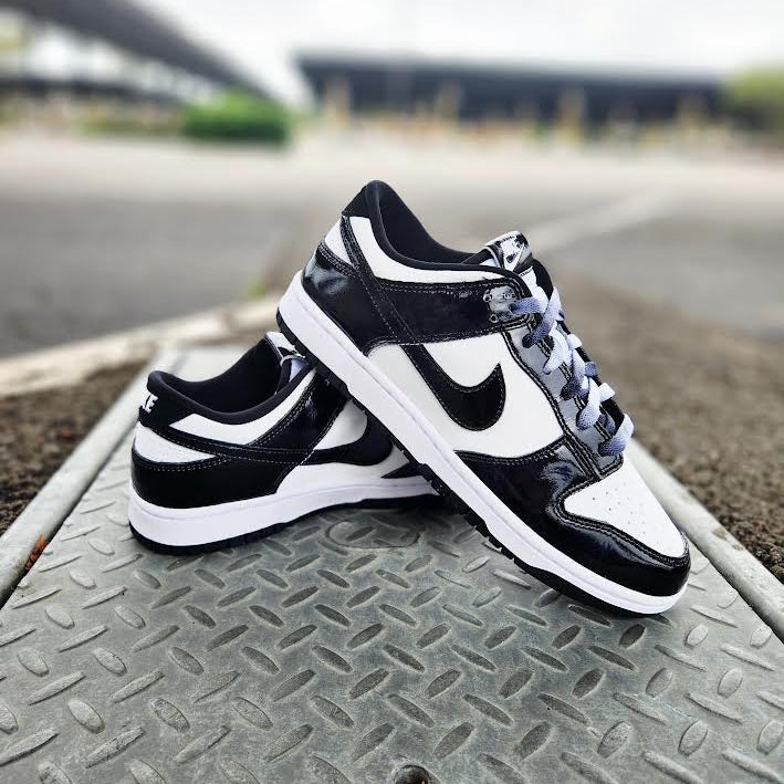 Nike Dunk Low "Panda"
