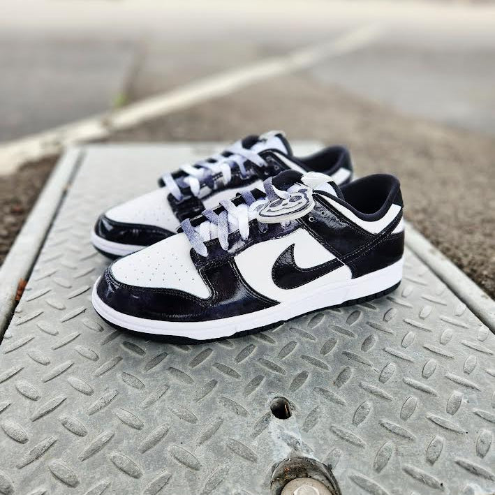 Nike Dunk Low "Panda"