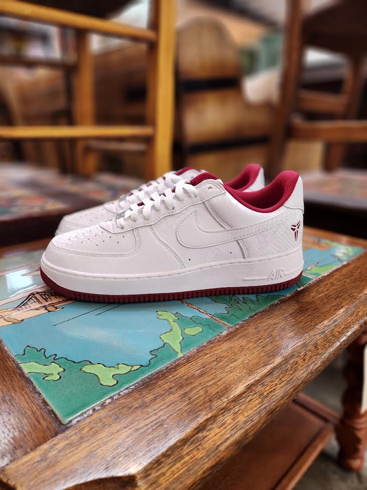 NIKE KOBE AIR FORCE 1 LOW HOME 'LOWER MERION ACES'