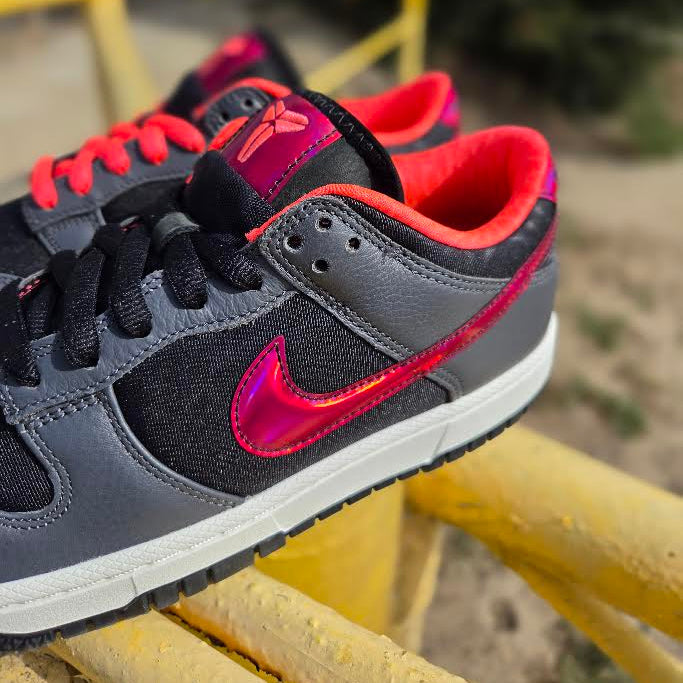 NIKE KOBE DUNK LOW PROTRO 'VENOM'