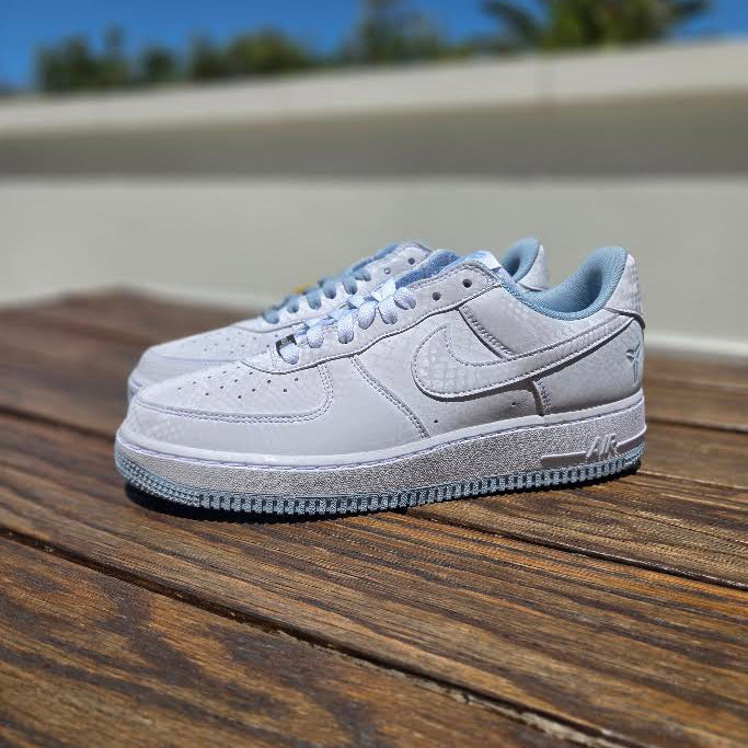 NIKE KOBE AIR FORCE 1 LOW 'UNC'