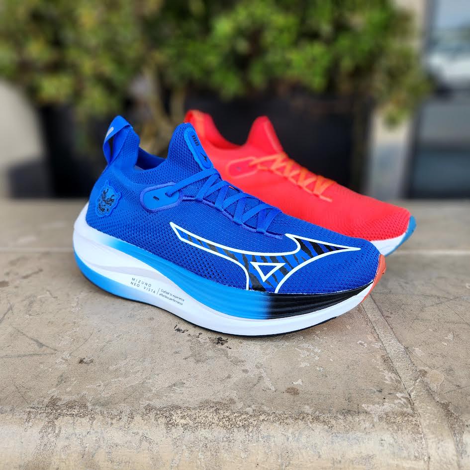 MIZUNO NEO VISTA BLUE RED