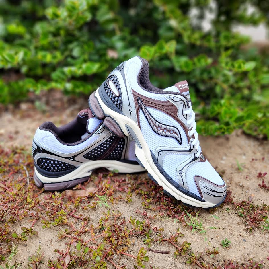 SAUCONY PROGRID TRIUMPH 4 SILVER CHROME