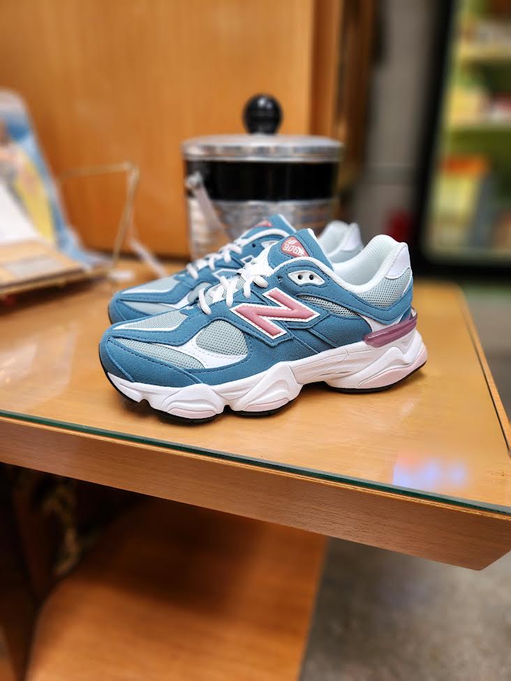 NEW BALANCE 9060 GS