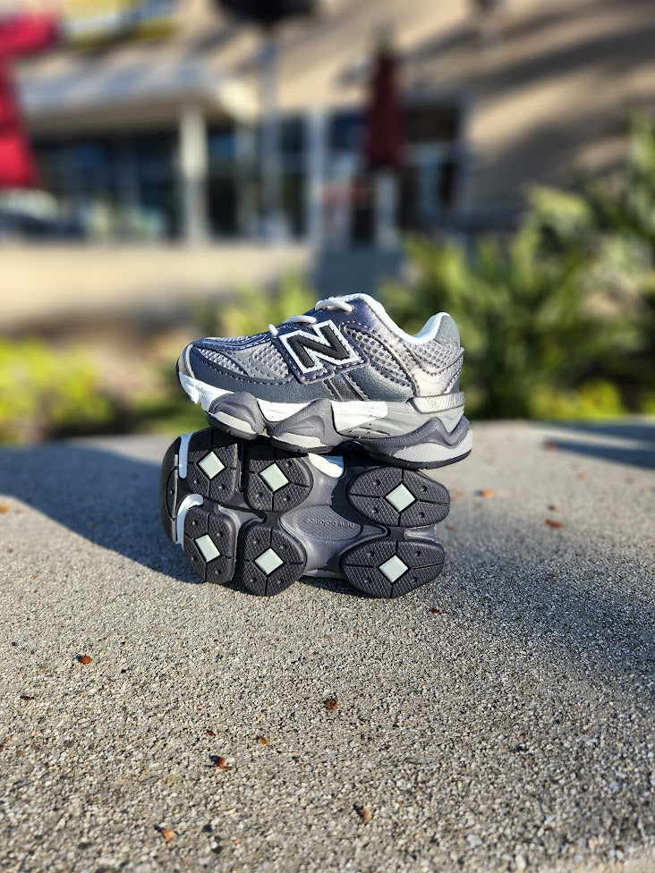 NEW BALANCE 9060 TD