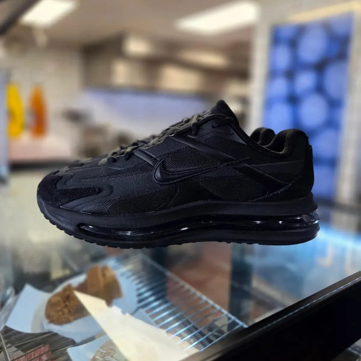 Nike Air Max Metro "Black"
